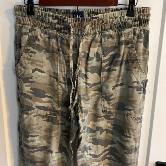Gap Pull On Tencel Joggers Womens Size L Green Camo Elastic Drawcord Waist - Picture 4 of 13